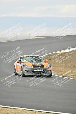 media/Jan-26-2025-CalClub SCCA (Sun) [[cfcea7df88]]/Group 1/Race/